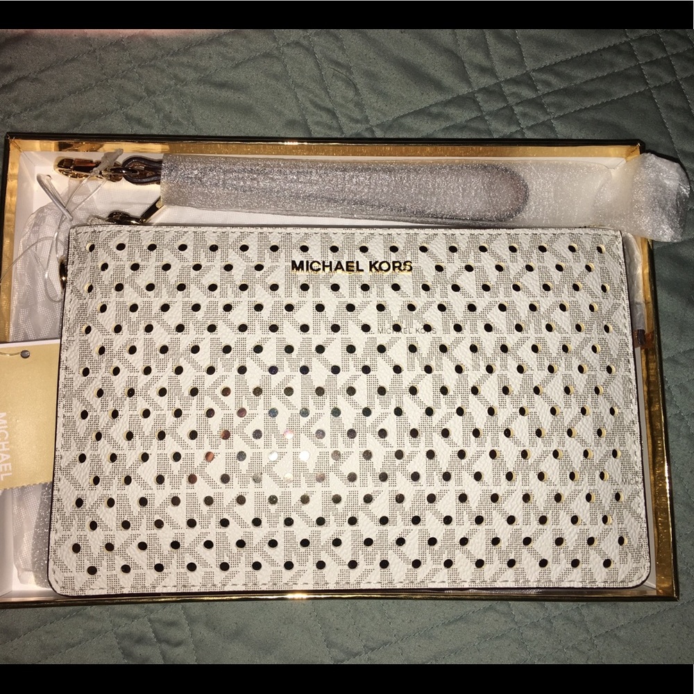 Michael Kors NWT Wristlet